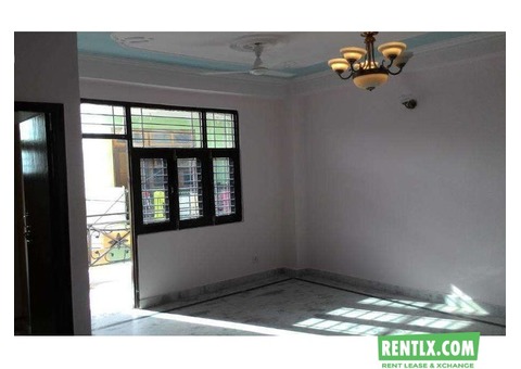 3 bhk Luxurious Flat for Rent in Chattarpur at 1st Floor