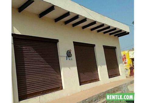 Shop On Road For Rent in Sikandra