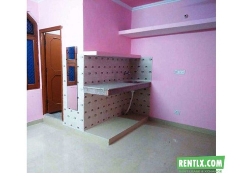 1 room on rent