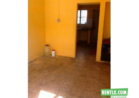1 Room and Kitchen on Rent