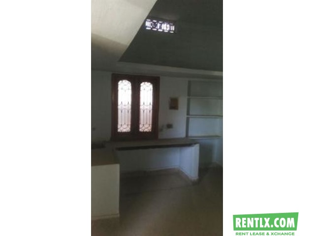 4 Bhk Flat for rent in Hyderabad