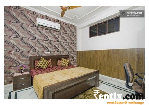 Guest house budget accommodation for family stay in delhi