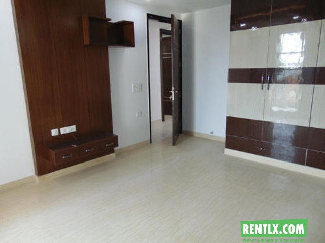 3 BHK Flat for Rent in Sector 44 Noida