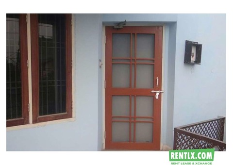2 bhk room set on rent in Lucknow