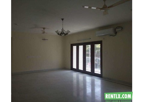 4 Bhk Apartment For rent in Thiruvanmiyur, Chennai