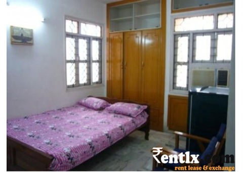 fully furnised a/c and frigde boring boring road 1 bed room on rent