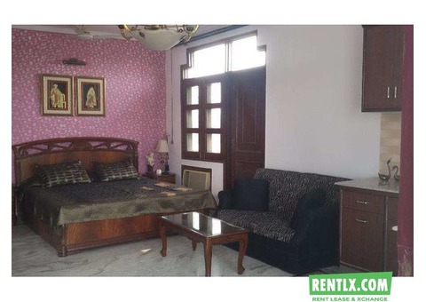 House For Rent in Shalimar Bagh Paschimi, Delhi