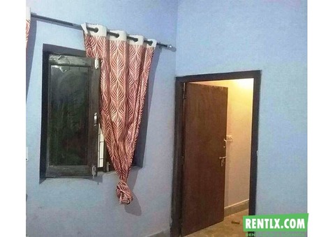 Room And Kitchen For Rent in Maidangarhi, Delhi