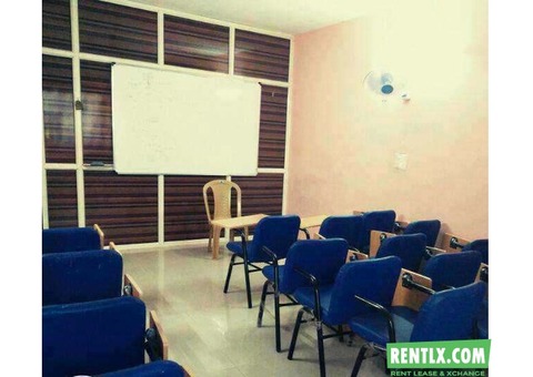 Classroom on rent in Ahmedabad