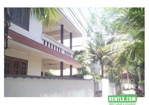 4 Bhk House for Rent in Pallimukku, Kollam