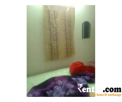 ROOM RENT ONLY FOR GIRLS WORKING/STUDENTS MODEL TOWN