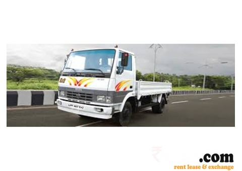Tata lpt 407 (14 feet) on daily and monthly rent basis