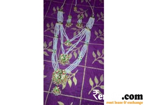 Bridal jewelry on rent in Noida