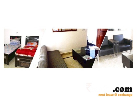 Well-furnished AC/Non AC accommodations for girls on Rent in Delhi.